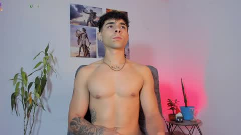 x   online show from April 25, 8:06 pm