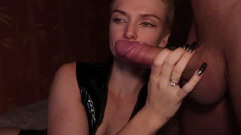 Alexa and Alex  online show from October 2, 1:15 am