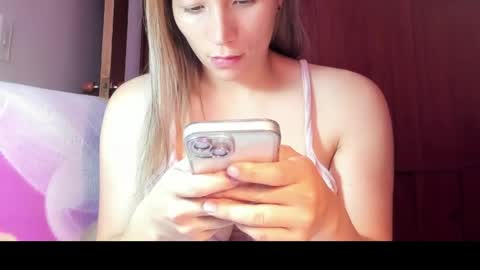 alexa latina online show from April 28, 6:01 pm