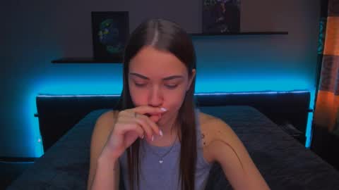 angel online show from February 25, 6:25 am