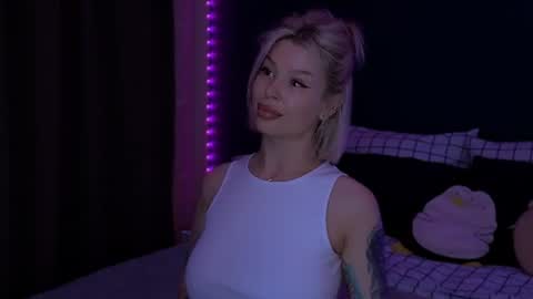 Alexa Mason online show from June 20, 3:02 am