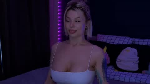 Alexa Mason online show from July 14, 2:05 am