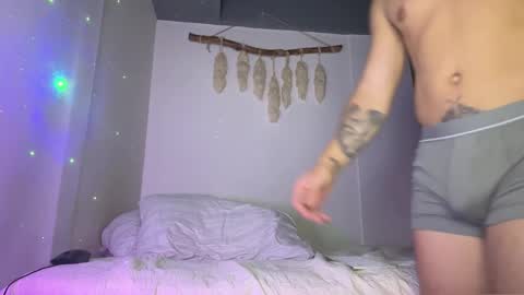 Alex  Dani online show from October 18, 3:33 am