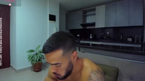 Onlyfansalexmartinezwb  Instagram alexwbmartinez  Twitter martinezcb937 online show from November 6, 10:35 pm