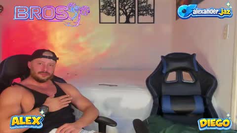 Alexander Jaz online show from May 3, 9:37 am