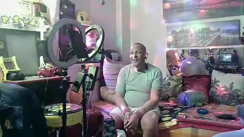 Alexander online show from February 4, 1:02 am