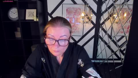 Alexandra online show from February 8, 8:32 pm