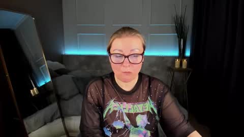 Alexandra online show from February 18, 9:09 pm