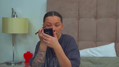 AlexandraBloom online show from March 15, 6:22 pm