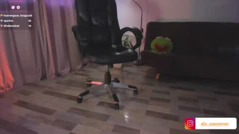 alexawarren_ online show from June 24, 10:28 pm