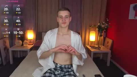 alexcolee online show from March 15, 2:42 pm