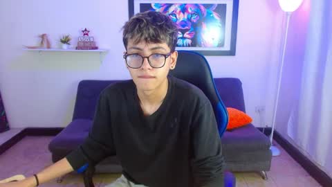 alex online show from April 28, 1:59 pm