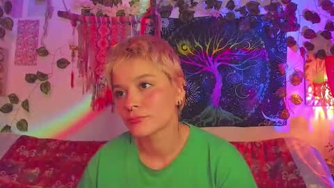 Alex online show from December 18, 1:45 am