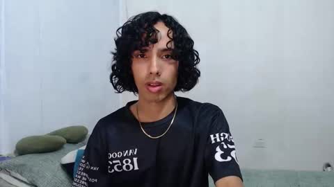 Alexis online show from December 4, 6:51 pm