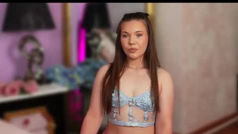 Alexis online show from June 15, 5:38 pm