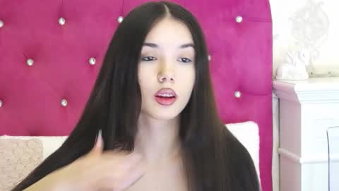 alexisdevine online show from February 18, 5:51 am