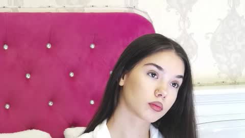 alexisdevine online show from February 25, 5:22 am