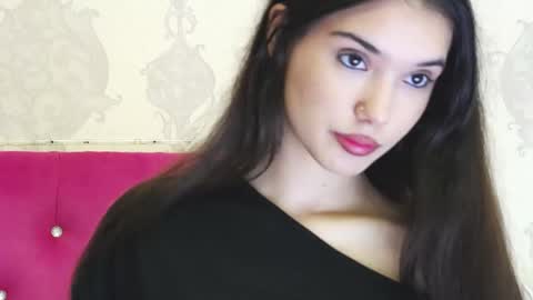 alexisdevine online show from June 9, 4:34 am