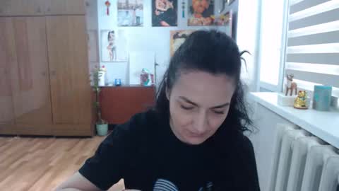 AlexisMillers online show from May 2, 9:15 am