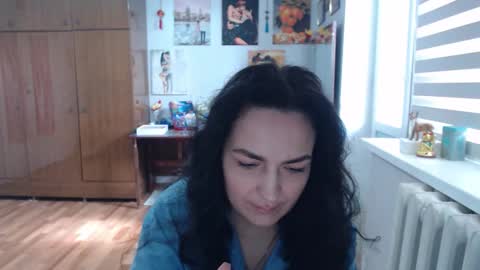 AlexisMillers online show from March 3, 11:39 am