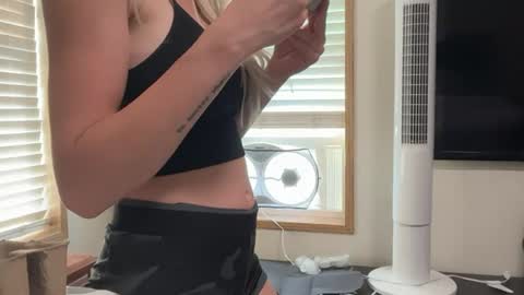alexispaige06 online show from June 24, 1:56 am