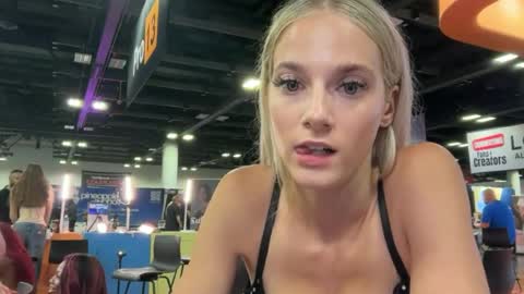 alexispaige06 online show from June 28, 7:10 pm