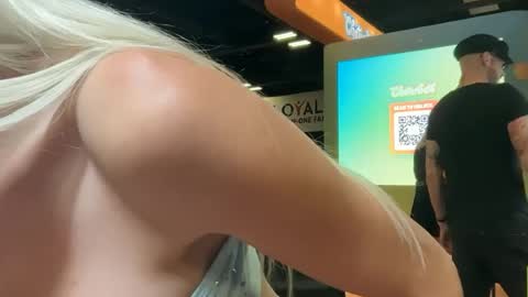 alexispaige06 online show from June 26, 10:04 pm