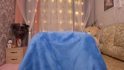 Amely online show from January 5, 1:13 am