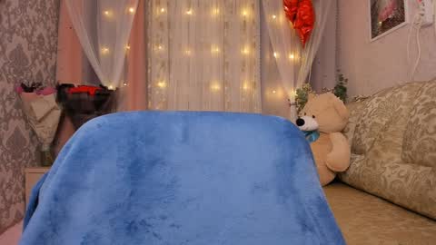 Amely online show from December 28, 1:08 am