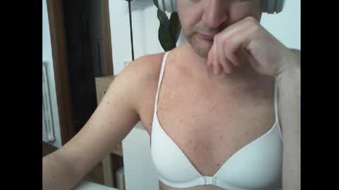 Alexia online show from February 15, 8:57 am