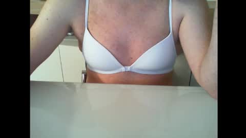 Alexia online show from February 6, 9:02 am