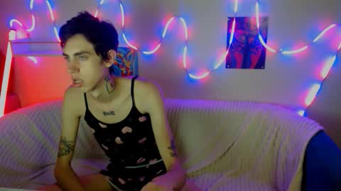 alexnaughty14 online show from September 29, 9:19 am