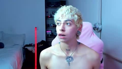 alexpoett_666 online show from March 20, 9:36 am