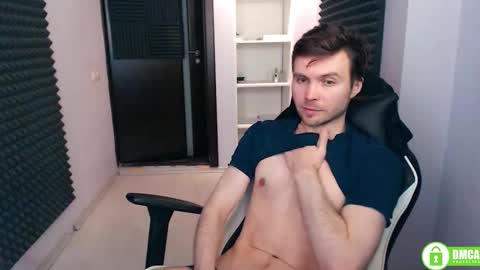 Alex Spilner online show from December 3, 7:14 pm