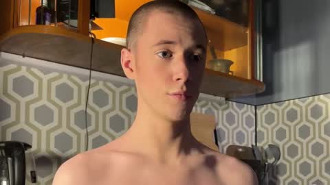 Alex online show from December 16, 12:26 am