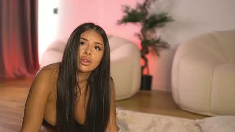 alexxiskye online show from July 1, 11:19 am