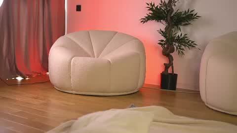 alexxiskye online show from July 13, 7:34 am
