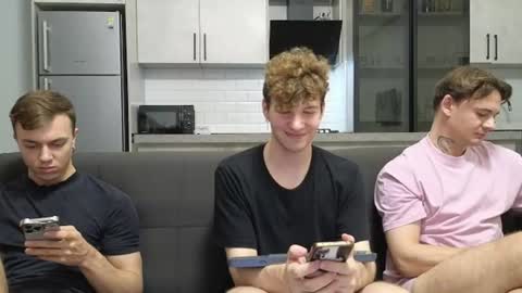 AlexDimaIgor online show from July 28, 8:52 pm