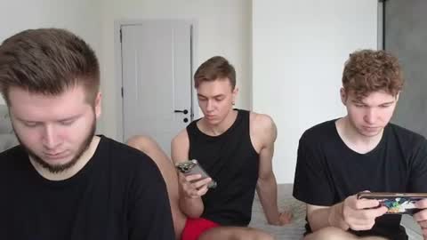 AlexDimaIgor online show from July 8, 8:40 am