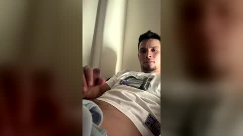 alexxxhotweed online show from July 2, 1:14 am