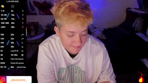Snapshot of alexxxmorris chatting on October 15, 6:27 am ALEXXX MORRIS online show from October 15, 6:27 am