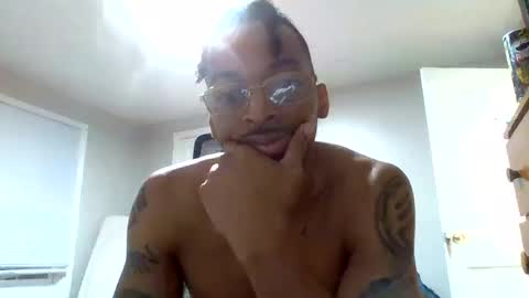 Snapshot of alfapipe23 chatting on October 13, 12:45 am alfapipe23 online show from October 13, 12:45 am