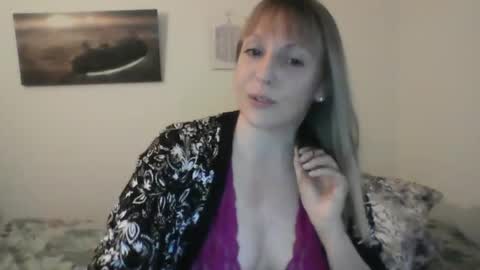 Snapshot of alice8363 chatting on January 10, 4:20 pm Alice online show from January 10, 4:20 pm