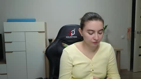 Alice online show from March 4, 3:20 pm