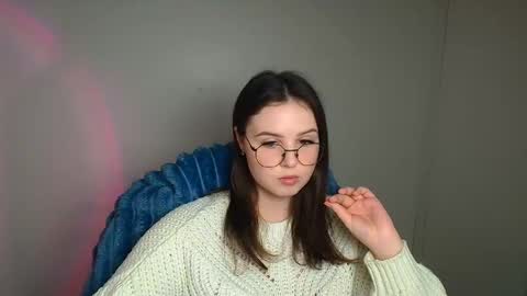 Alice online show from March 13, 12:19 pm