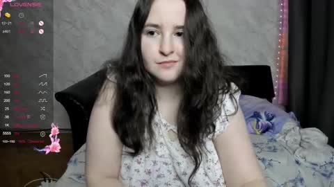 Alice online show from December 17, 3:30 pm