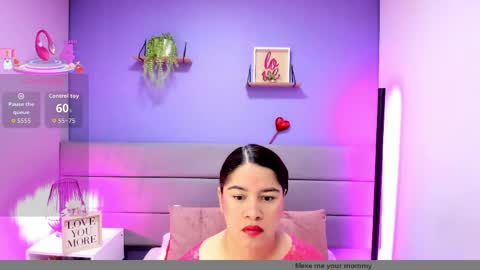 alice_brookss_ online show from May 1, 12:54 pm