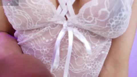 Alice  online show from April 28, 7:51 pm