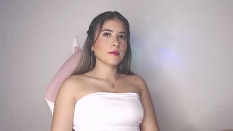 alice_cespedes online show from July 12, 10:57 pm