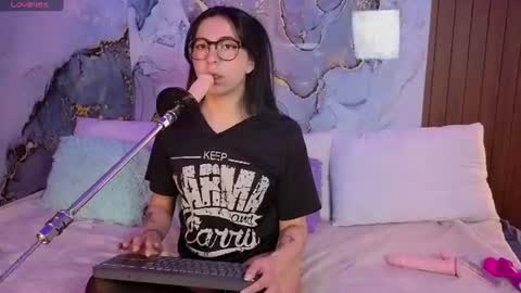 Mey online show from July 12, 2:53 pm